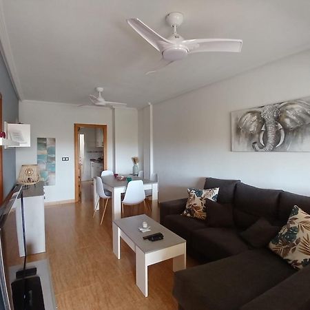 Agreable Appartement Avec Piscine Commune San Pedro del Pinatar Luaran gambar
