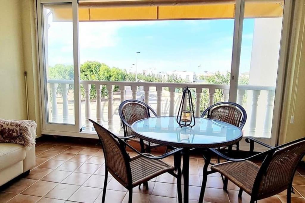 Agreable Appartement Avec Piscine Commune San Pedro del Pinatar Luaran gambar