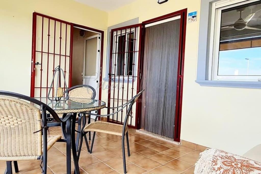 Agreable Appartement Avec Piscine Commune San Pedro del Pinatar Luaran gambar