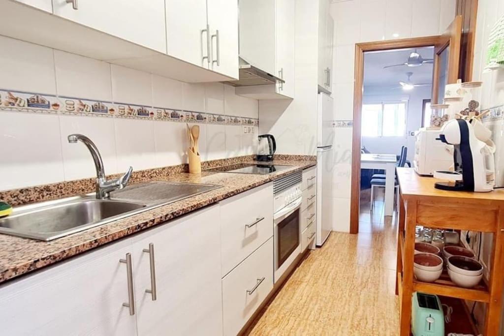 Agreable Appartement Avec Piscine Commune San Pedro del Pinatar Luaran gambar